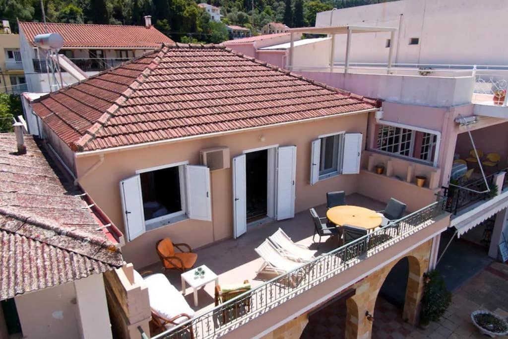 Casa Di Vito, 10M From Sami'S Main Square Apartment Exterior photo