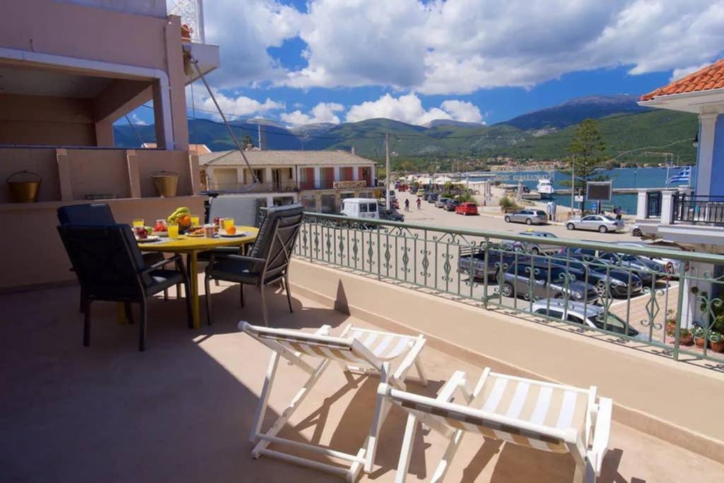Casa Di Vito, 10M From Sami'S Main Square Apartment Exterior photo